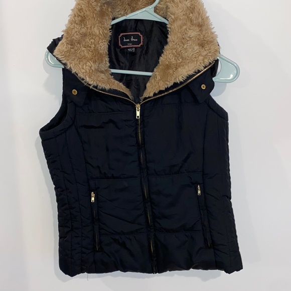 Womens vest - Picture 2 of 2